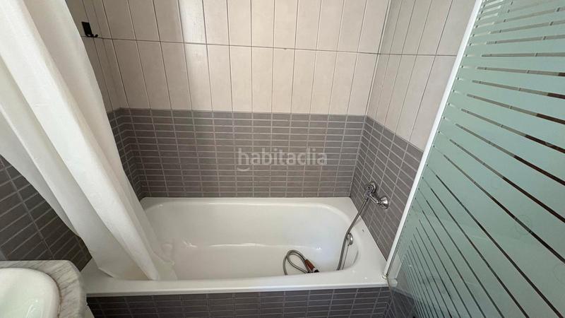 Foto a3d414c1-0e31-45fa-b3b0-c89d0515fa49. Casa aparellada a calle carmen pinteño 1f a Aguadulce Norte Roquetas de Mar