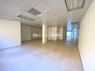 Business premise in De la bartra s/n. Local comercial en encamp