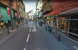 Edifici  Avenida meritxell. Edificio céntrico en andorra la vella