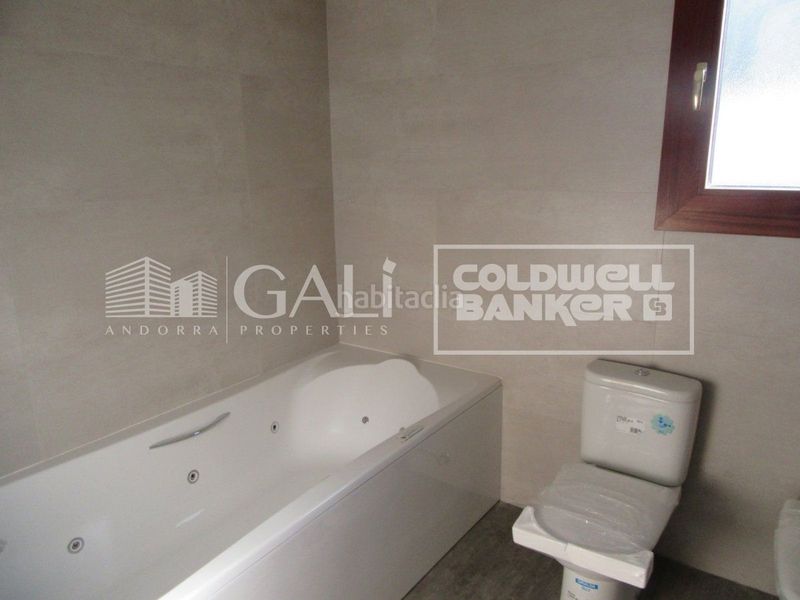 Foto bb534d7f-b1e2-445f-9363-49dfb4640d3b. Casa adossada amb calefacció aparcament a El Forn-Prats-Meritxell Canillo
