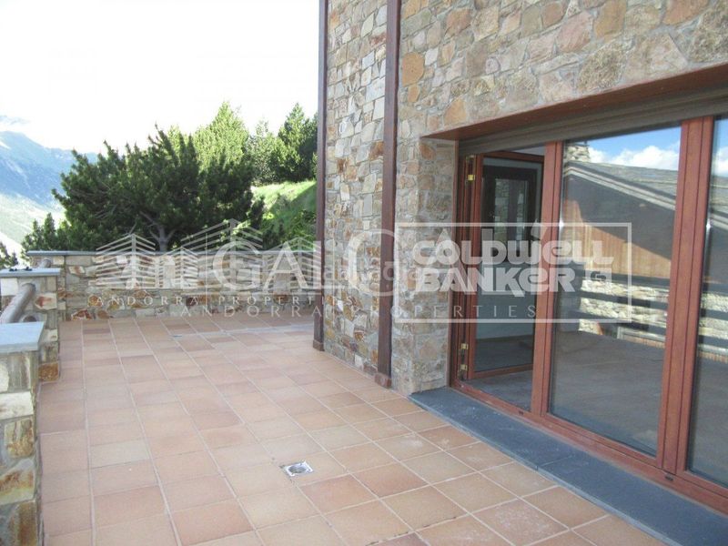 Foto cf0c290a-043e-45a9-801a-00f2b3d0c4e3. Casa adossada amb calefacció aparcament a El Forn-Prats-Meritxell Canillo