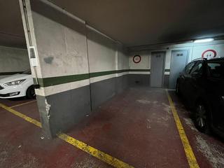 Lloguer Aparcament cotxe a Avenida avinguda de joan martí 90. Parking y trastero en encamp