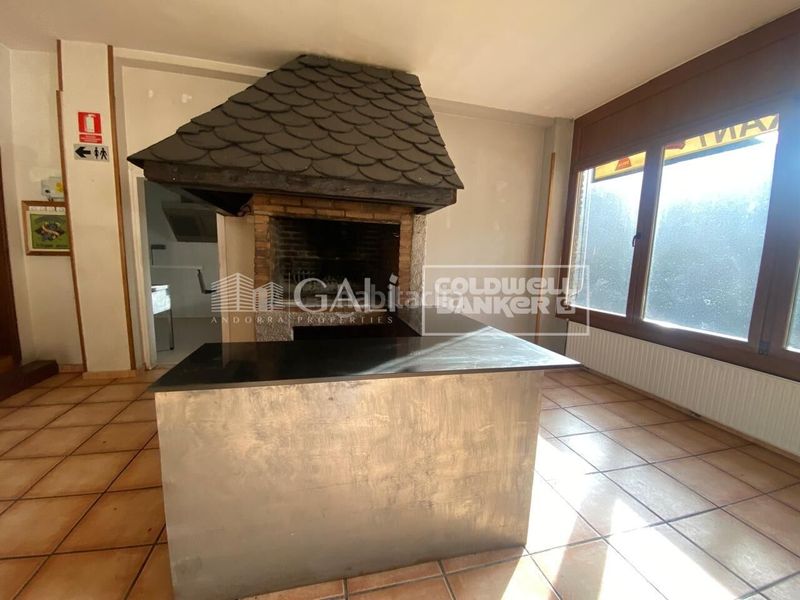 Foto b891db35-2d97-4feb-afef-6c81b365b19b. Lloguer local comercial a L´Aldosa-Ransol Canillo