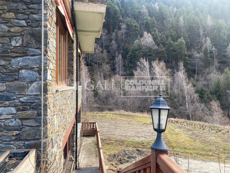 Foto bfd6da73-f456-42ac-a456-33c5ae785d60. Lloguer local comercial a L´Aldosa-Ransol Canillo