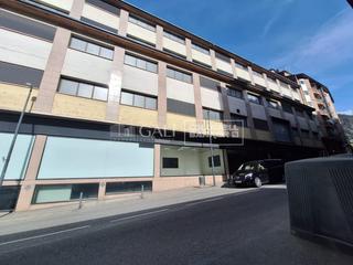Location Édifice à Santa coloma 52. Edificio en andorra la vella