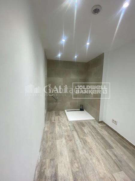 Foto 44e28415-56ad-4d96-9d32-68d224d7ed2e. Appartamento con riscaldamento parcheggio piscina in Canillo