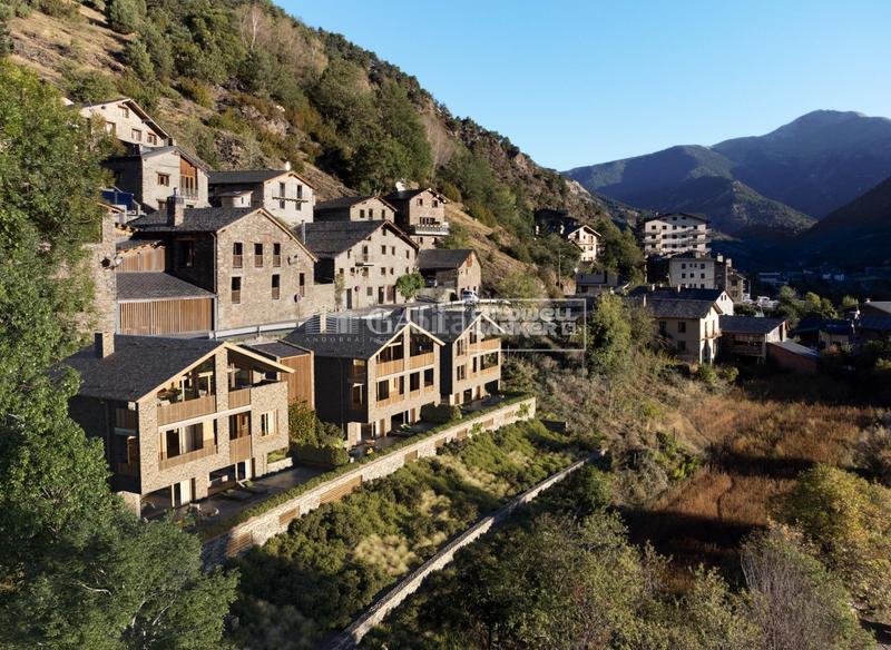 Foto 9a064af6-5696-4385-badd-2d3656b440a4. Casa amb calefacció aparcament a Sispony La Massana