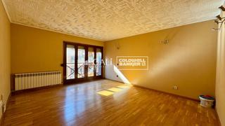 Flat  Calle mirador d'encamp. Oportunidad de compra en encamp piso de 3 habitaciones en el cen