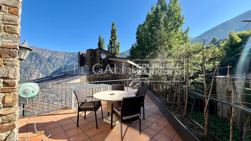 Foto f48509a2-795a-4c91-a8d3-9b33a631d5fc. Miete reihenhaus mit parking in Aixirivall Sant Julià de Lòria