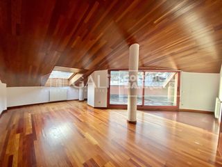 Penthouse in Calle Maria Pla