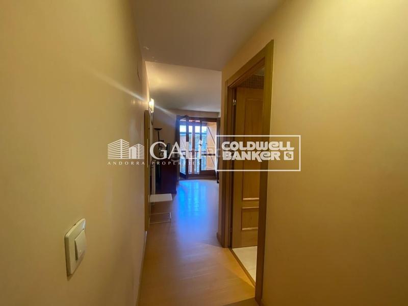 Foto 6796daba-6dd6-43b7-b871-64e429fed298. Flat with heating parking in Soldeu-Incles Canillo
