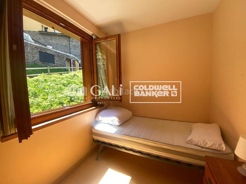Foto 9a742d42-2a4d-4640-9334-0dd080edf54e. Flat with heating parking in Soldeu-Incles Canillo