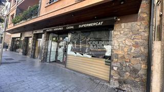 Affitto Locale commerciale  De la germandat. Se alquila local comercial en el centro de sant julià de lòria