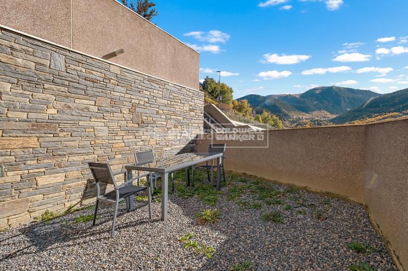 Foto 2a134ed6-2587-40b3-b9e9-4d2eb752f220. Pis amb calefacció aparcament a L´Aldosa-Ransol Canillo