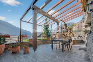 Chalet en Els Vilars d´Engordany. Chalet de tres plantas, vistas espectaculares, orientación sur,