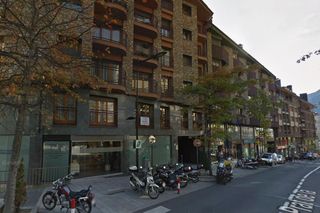 Lloguer Aparcament cotxe a Carrer prat de la creu 83. Plaça de parking en el centro de andorra la vella