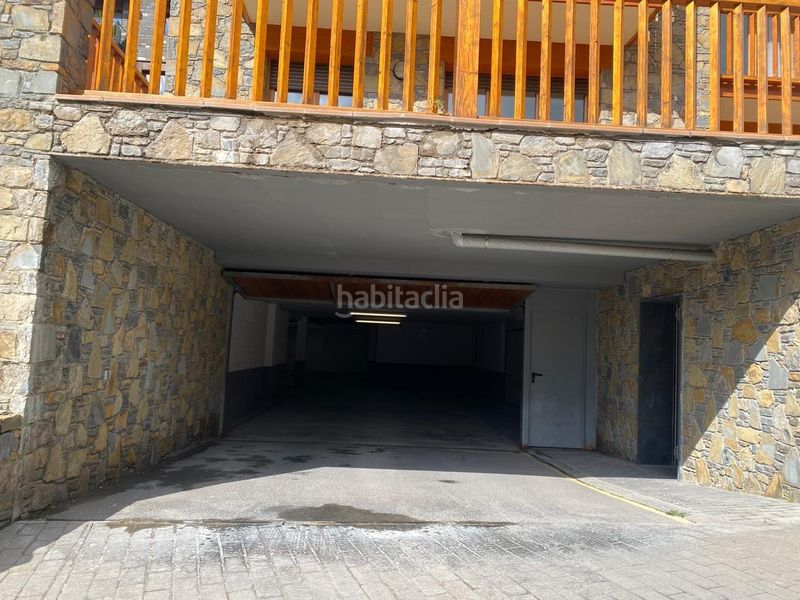 Foto a0a440fe-90bc-4da7-9476-5fa606c9a3b5. Aparcament cotxe a El Tarter Canillo