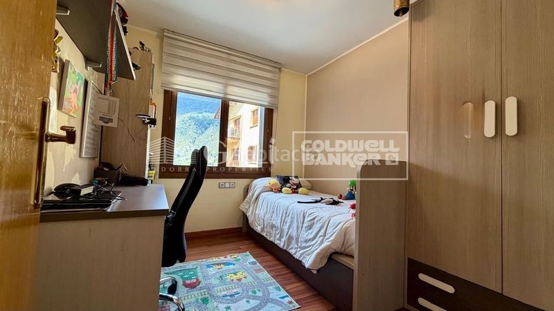 Foto e6b6de9b-1d76-4653-a8fb-62b221b111fb. Pis amb calefacció aparcament a Encamp Encamp