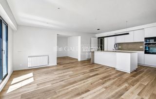 Affitto Appartamento in Centro. Fantástico piso en avenida meritxell de 3 dormitorios