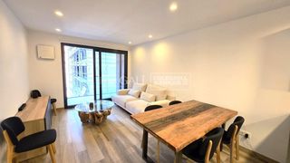 Lloguer Pis a Carrer de la grau 5-7. Piso céntrico amueblado, tres habitaciones, dos baños y plaza de