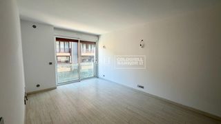 Affitto Appartamento in Els Vilars d´Engordany. Piso centrico con parking y trastero