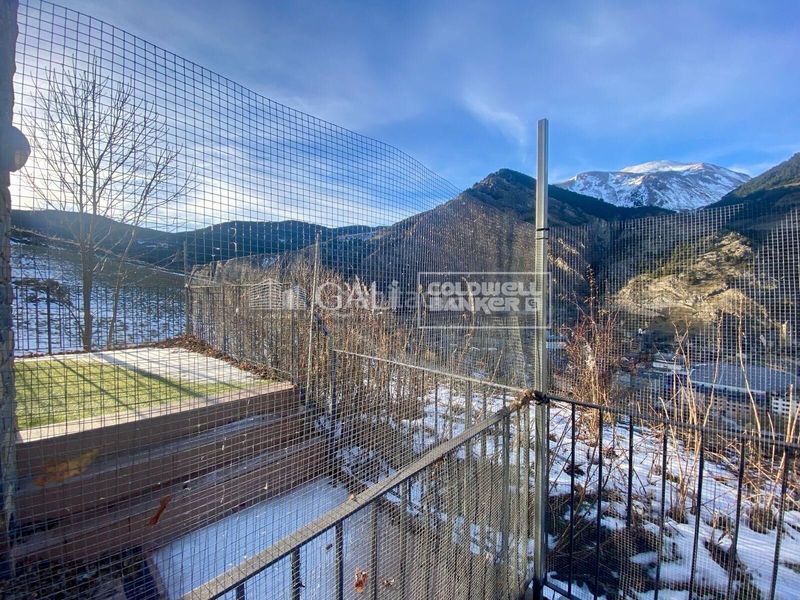 Foto 676da540-46a1-4817-8659-29035758552f. Pis amb aparcament a El Forn-Prats-Meritxell Canillo