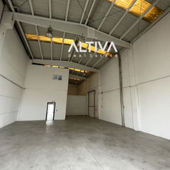 Nau industrial a Rivas Futura