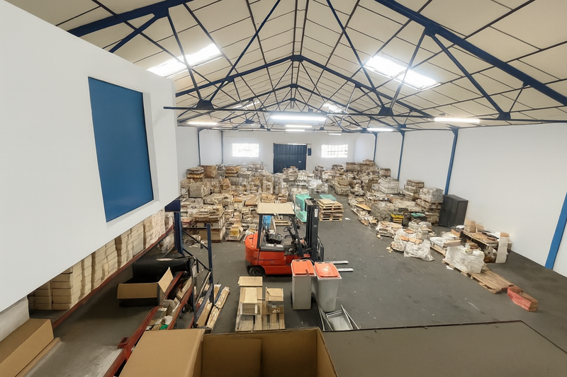 Foto 27bbdfc4-11bd-4440-91ea-29bbac851d00. Nau industrial a Zona Industrial Arganda del Rey