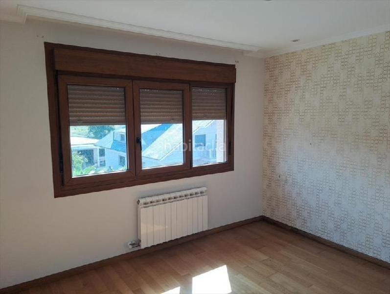 Foto 0e39dc35-73b8-499e-a9fd-d0d477622662. Casa adossada a anxos (os)-carril 61 a O Carril Vilagarcía de Arousa