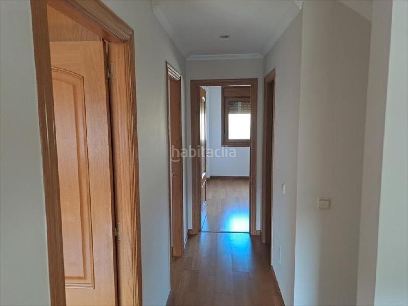 Foto e40a222f-338b-46e0-8465-d35f1fe2813b. Casa adossada a anxos (os)-carril 61 a O Carril Vilagarcía de Arousa