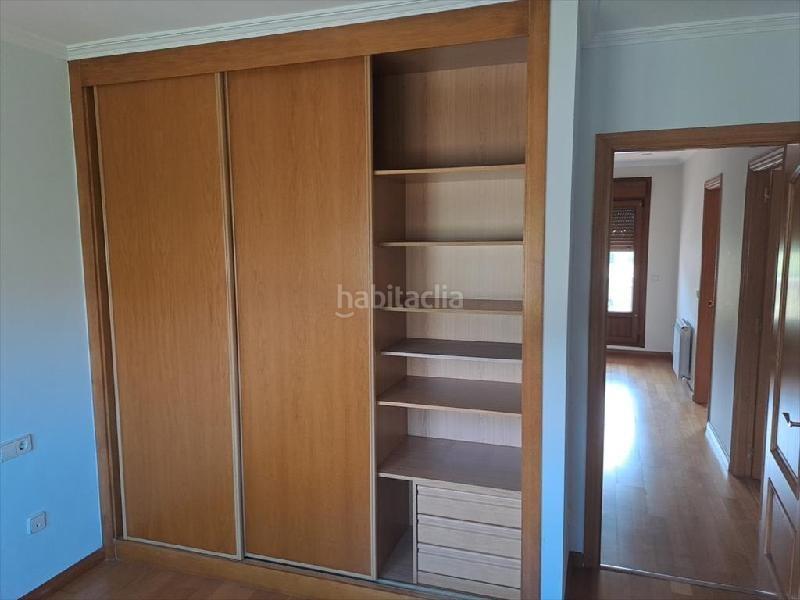 Foto e4d30ba9-e69f-4f27-94d4-6b89941eb71e. Casa adossada a anxos (os)-carril 61 a O Carril Vilagarcía de Arousa