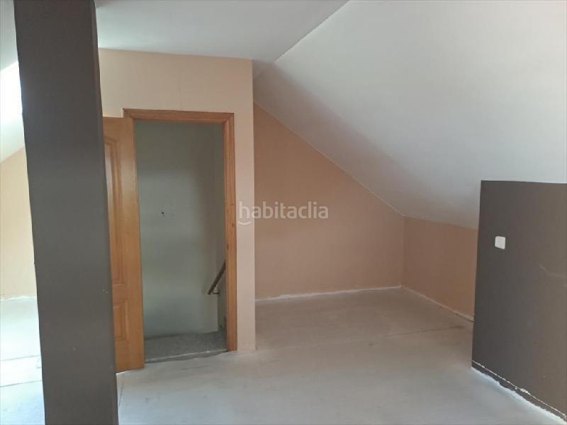 Foto f275ad2c-1541-4957-97d3-01e1f584f530. Casa adossada a anxos (os)-carril 61 a O Carril Vilagarcía de Arousa