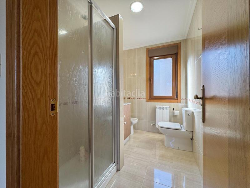 Foto 0c190d8d-a164-4404-b243-5034a38a5b00. Casa amb calefacció aparcament piscina a Campo Lameiro