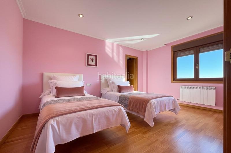 Foto 16c3cf86-849a-4aaf-832a-bf60877779e6. Casa amb calefacció aparcament piscina a Campo Lameiro