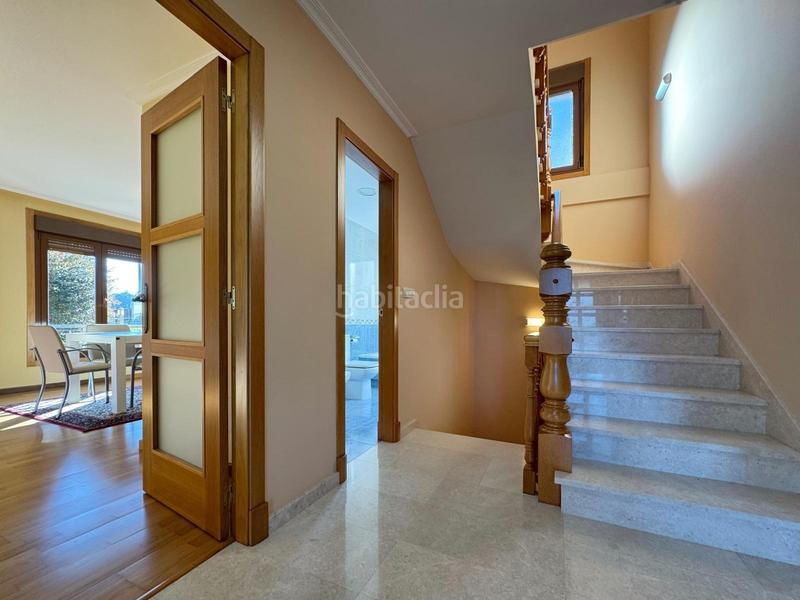 Foto 27d184af-c2a7-41ab-b4ff-bb98ea0a7472. Casa amb calefacció aparcament piscina a Campo Lameiro