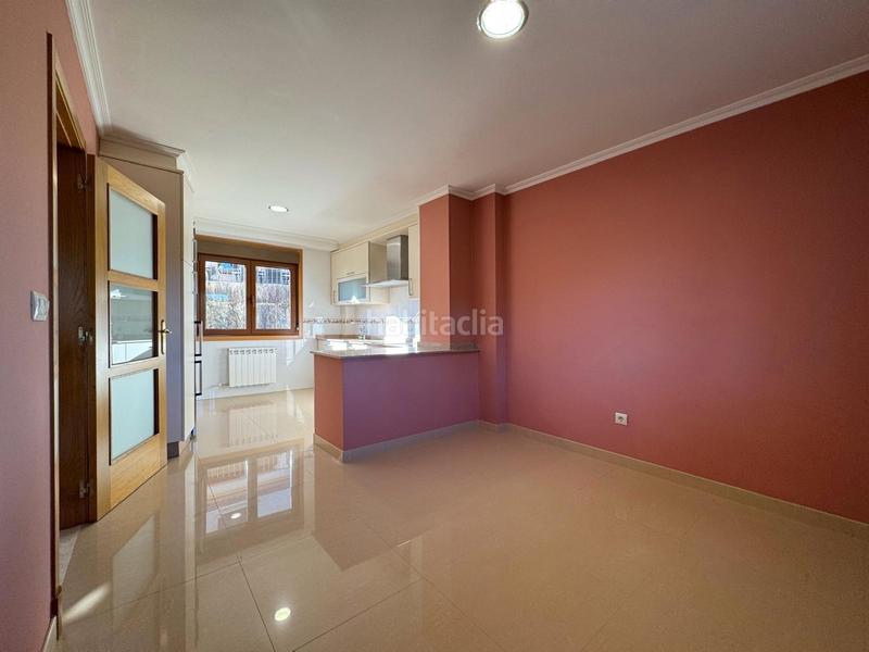 Foto 45c04056-919a-4f63-a6ac-b2f8d24a0313. Casa amb calefacció aparcament piscina a Campo Lameiro