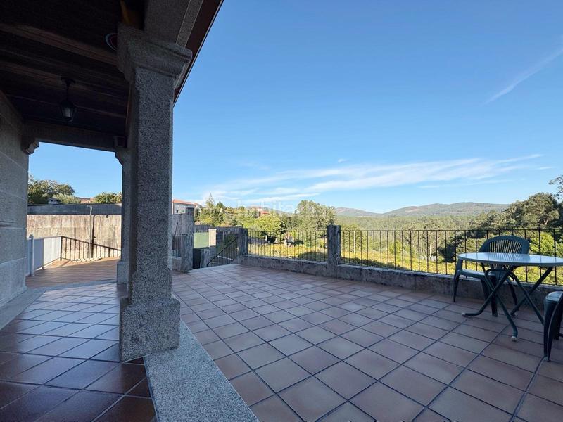 Foto a62feb4e-06f7-498e-bb9c-8f858589a837. Casa amb calefacció aparcament piscina a Campo Lameiro