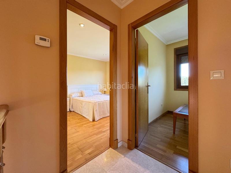 Foto aadb29f2-9509-49a8-b880-889c77b855d0. Casa amb calefacció aparcament piscina a Campo Lameiro