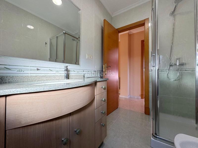 Foto cf87fa8a-1f56-4a18-b8a5-39badd361773. Casa amb calefacció aparcament piscina a Campo Lameiro