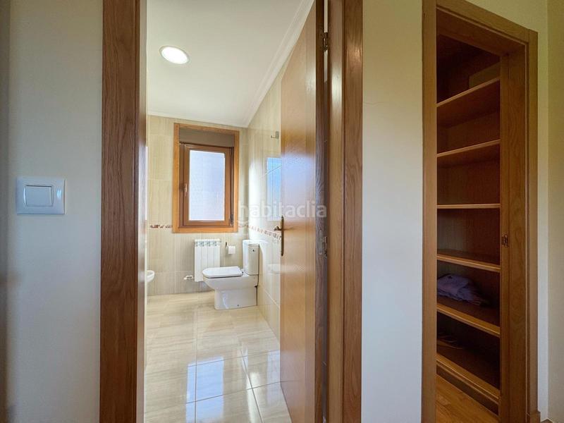 Foto fb27a5f0-0bdc-41a0-93c1-e0a2700b69b3. Casa amb calefacció aparcament piscina a Campo Lameiro