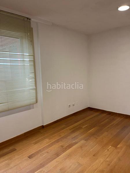 Foto a0b4b995-a23b-4877-9d47-7b07bcb5c4cd. Office space in Zona de Plaza de Barcelos Pontevedra