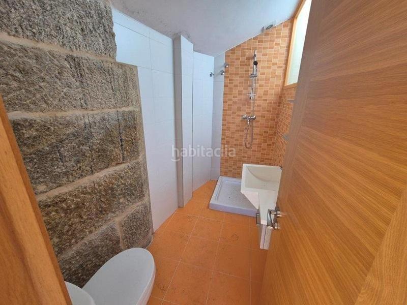 Foto 142e21d5-f78a-412c-8c10-5976153b21a7. Pis a calle calle fuente de zeta a Baiona