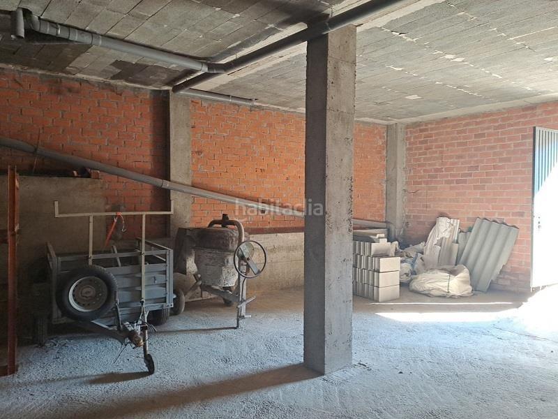 Foto 2f77703e-5f22-4c9d-b44e-944ec7ec8f0a. Local comercial en padre avelino-san xoan 18 en Poio