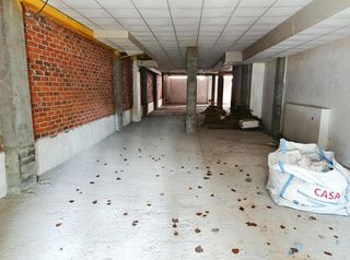 Business premise in Plaza de las Regas