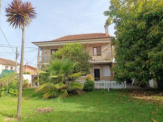 Haus  Lugar carballeira (a)-salcedo. Casa en venta en salcedo