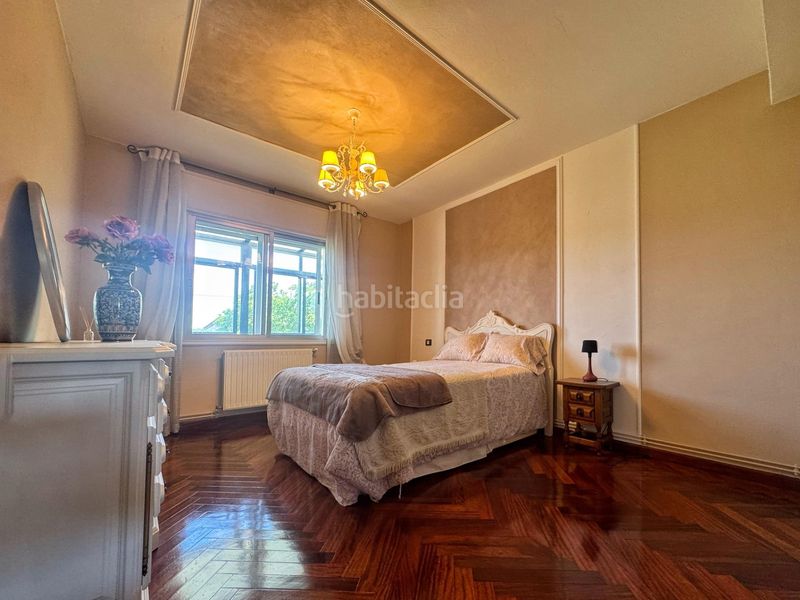 Foto 4de7c55c-6139-43b7-9a44-2eb3652144a3. Casa amb calefacció piscina a Lalín