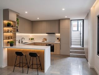 Haus  Calle de outeiro 2. Casa propiedad de entidad bancaria en marín para reforma integra