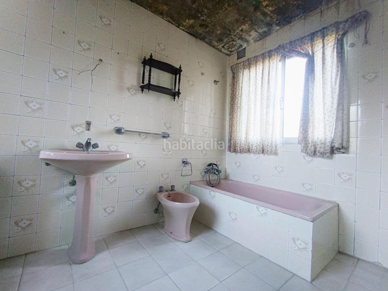 Foto 0e7b0dff-81a2-47ae-8d24-b3acc010ce9b. Chalet with heating parking in Mondariz