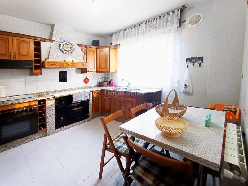 Foto bb15dce8-1f67-41a4-9694-04d36aae22df. Chalet with heating parking in Mondariz