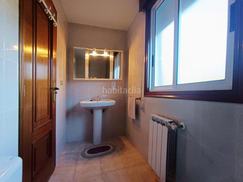 Foto d99cf0e5-727e-495e-b28f-6793f66c5557. Chalet with heating parking in Mondariz